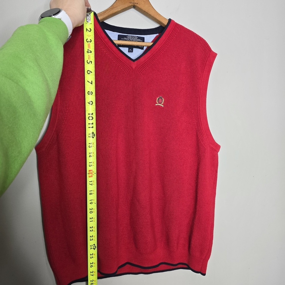 Tommy Hilfiger Mens Red Ribbed Cotton V-Neck Sweater Vest XL Crest Logo Navy - Picture 3 of 12